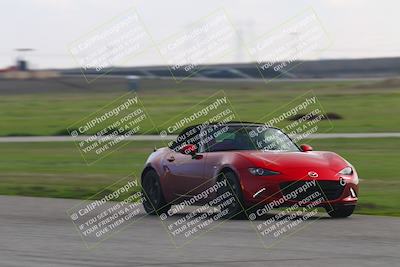 media/Jan-21-2024-VARA University (Sun) [[029a75d59f]]/Blue Group/Front Straight/
